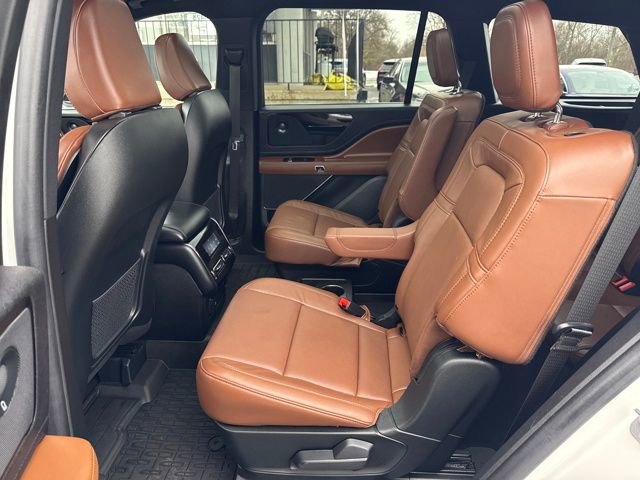Certified 2023 Lincoln Aviator Reserve w/ Equipment Group 201A image 29