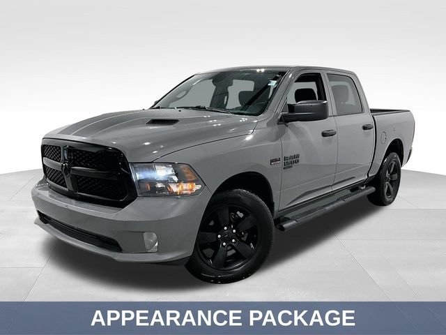 Used 2022 RAM 1500 Express w/ Ceramic Grey Express Package AWD/4WD image 4