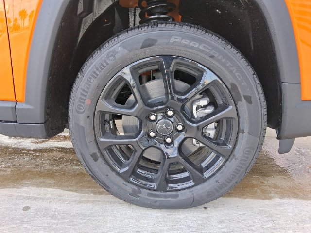 New 2026 Jeep Compass Latitude AWD/4WD image 12