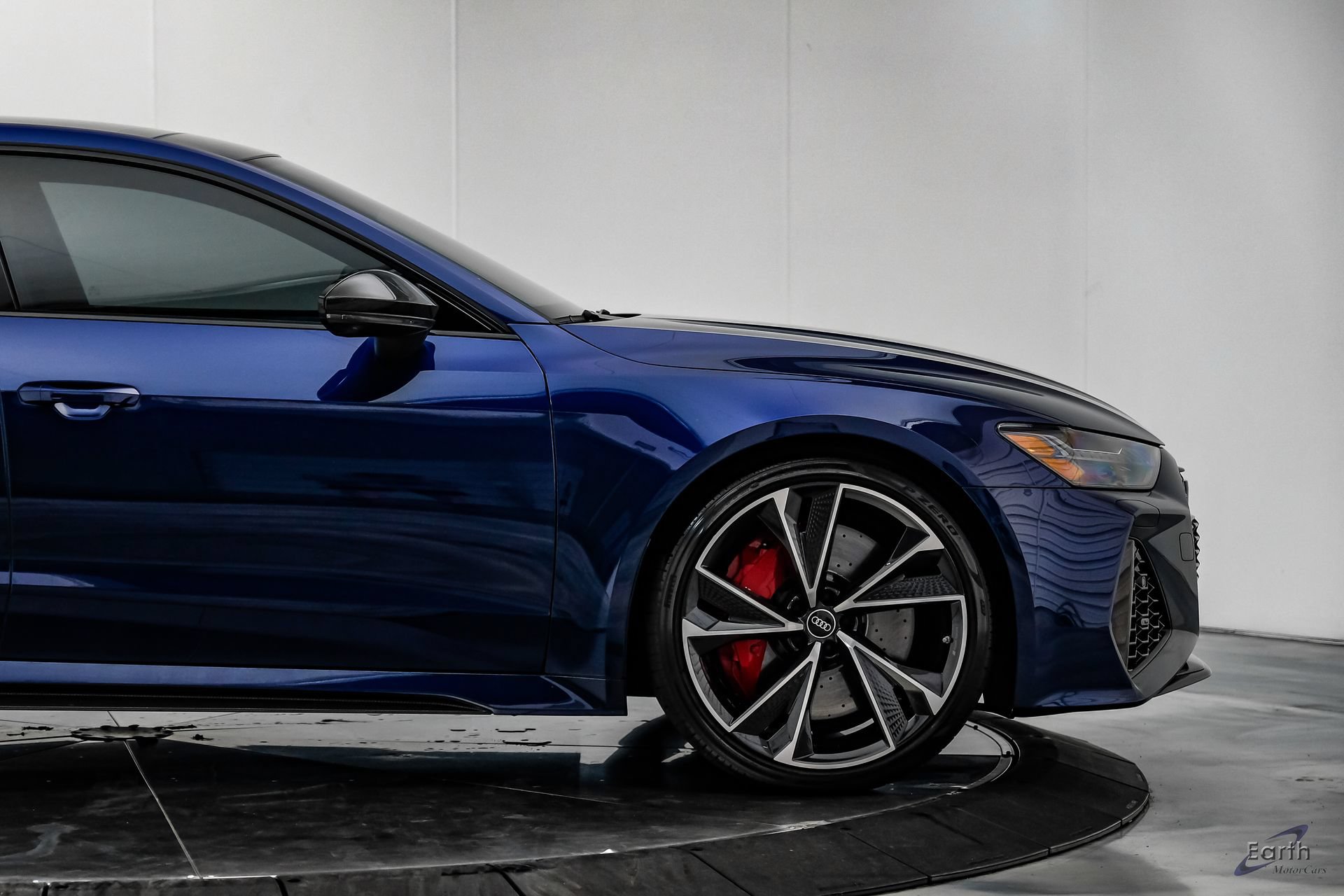 Used 2021 Audi RS 7 Sportback w/ Carbon Optic Package AWD/4WD image 22
