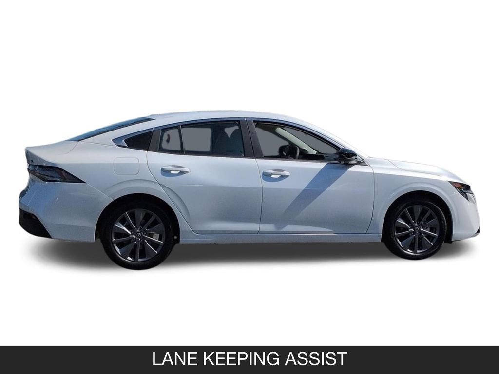 New 2026 Nissan Sentra SL FWD image 6