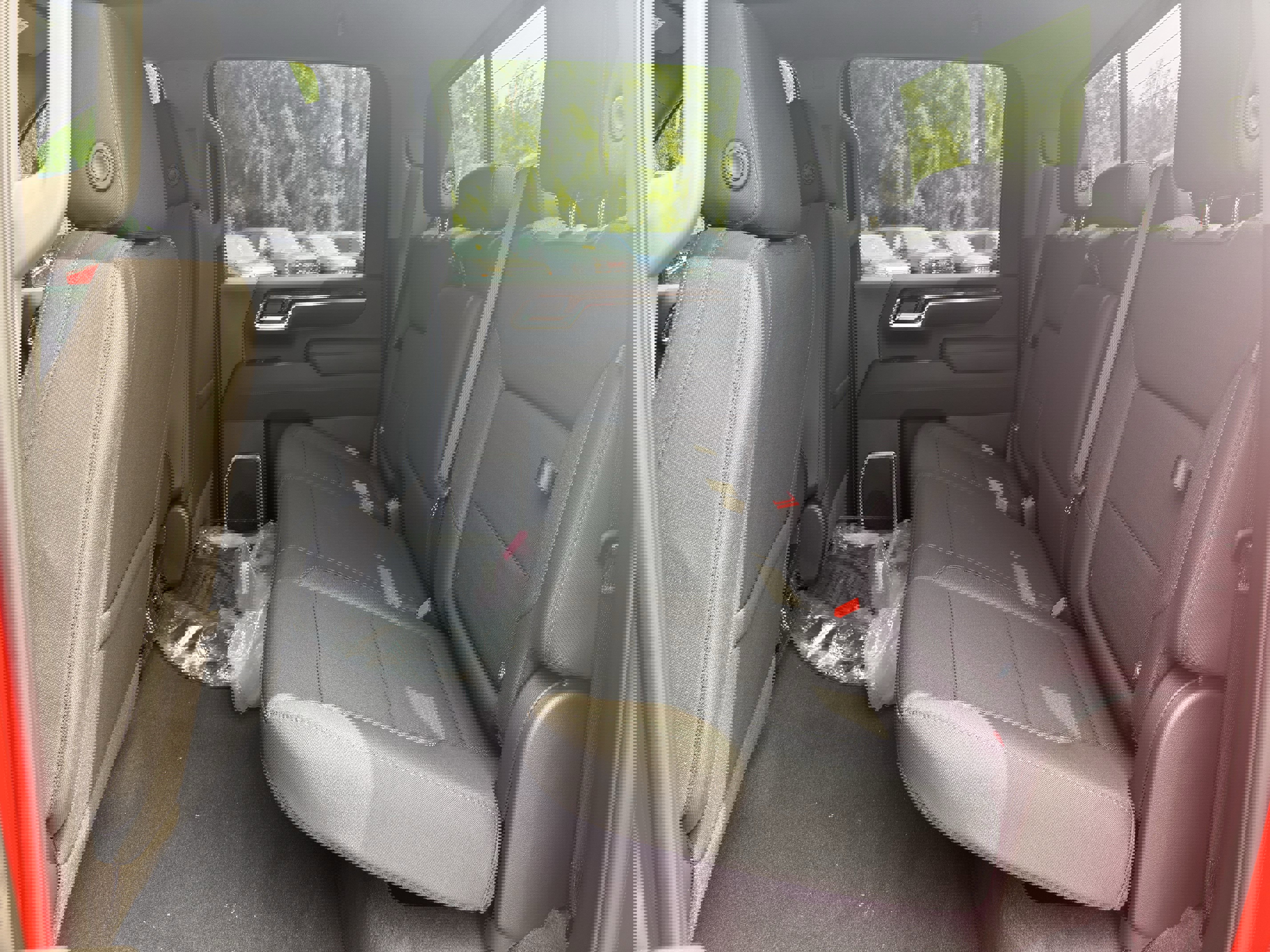 New 2025 GMC Sierra 2500 SLE w/ SLE Value Package; image 18