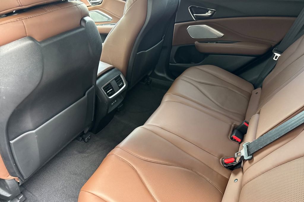 Certified 2024 Acura RDX SH-AWD w/ Technology Package image 5