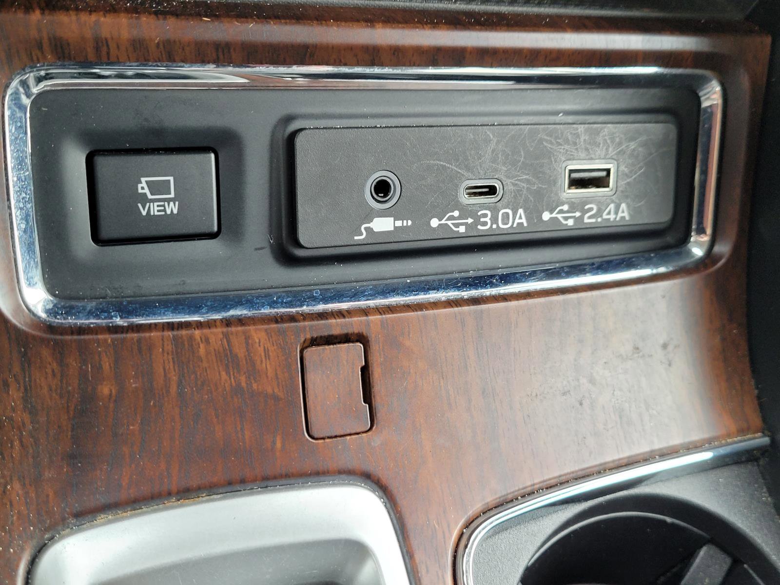 Used 2023 Subaru Ascent Touring image 30