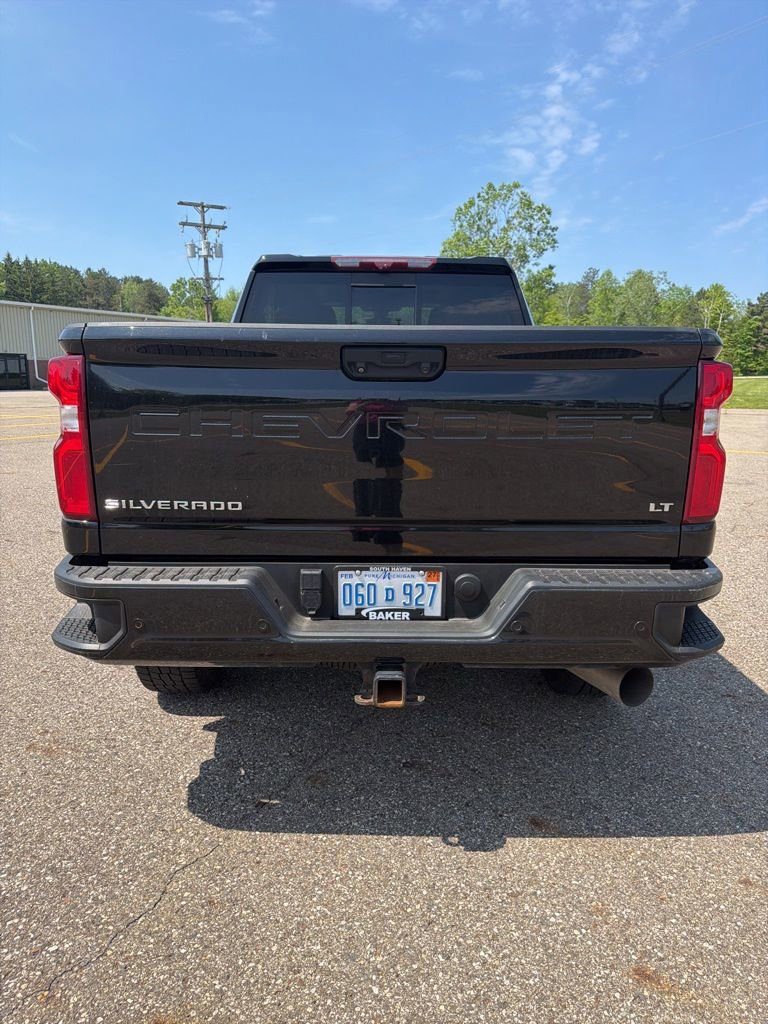 Used 2022 Chevrolet Silverado 2500 LTZ w/ LTZ Plus Package AWD/4WD image 6