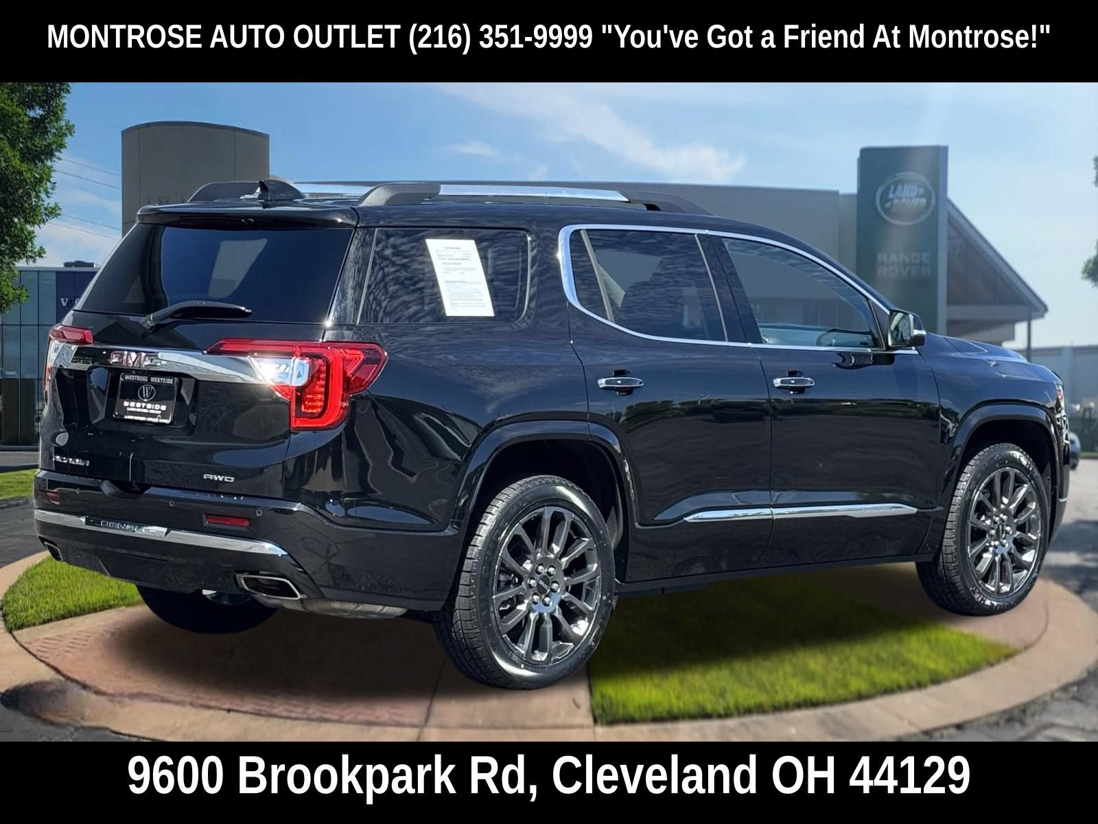 Used 2023 GMC Acadia Denali w/ Black Diamond Edition AWD/4WD image 4