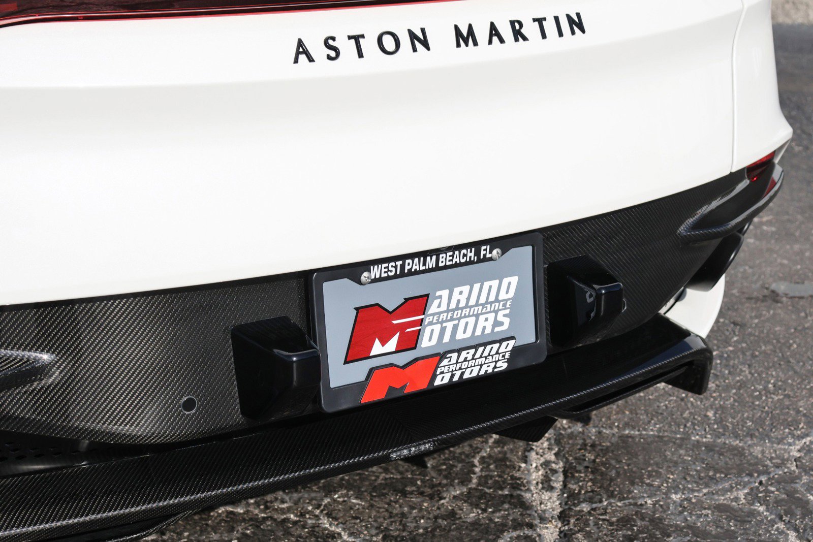 Used 2019 Aston Martin DBS Superleggera image 39