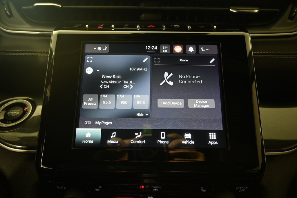 Used 2022 Jeep Grand Cherokee L Altitude image 27