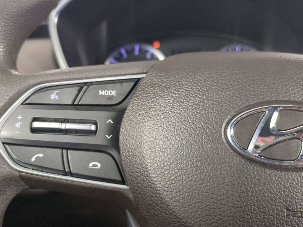 Used 2019 Hyundai Santa Fe SE image 30