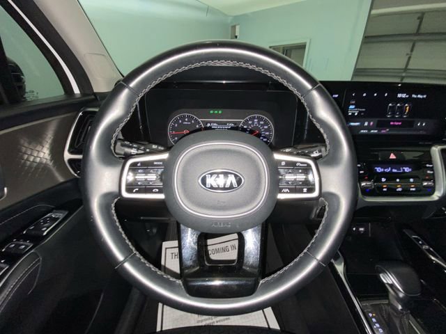 Used 2021 Kia Sorento SX AWD/4WD image 14