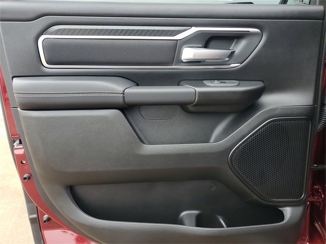 New 2026 RAM 1500 4x4 Crew Cab image 13