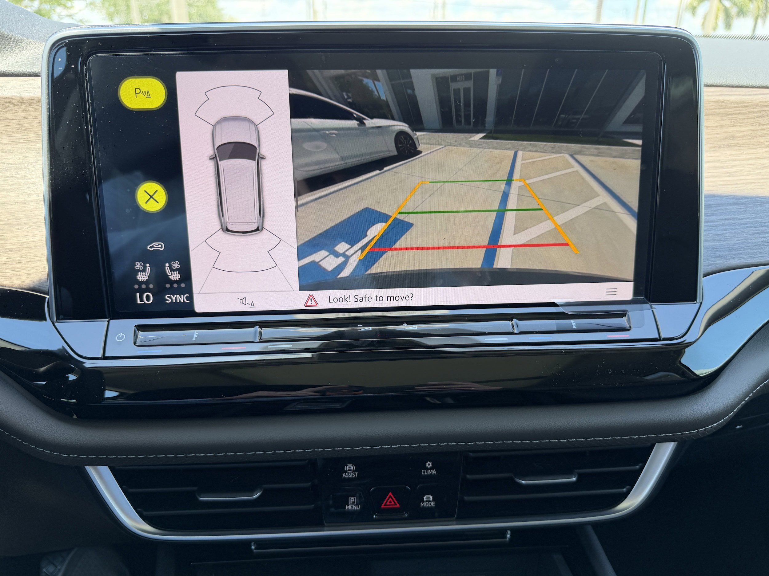 New 2026 Volkswagen Atlas SEL AWD/4WD image 18