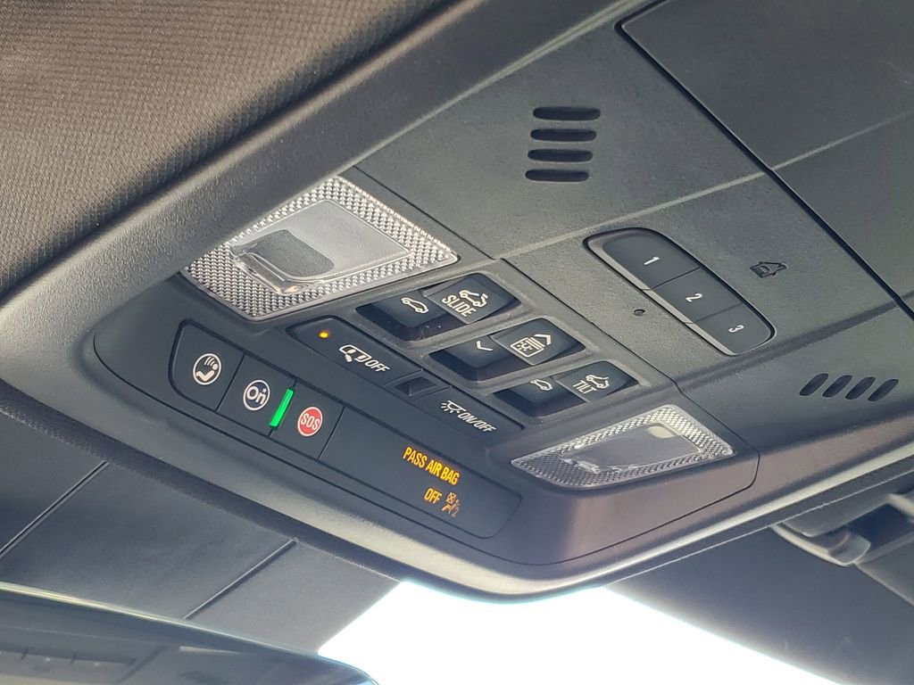 Used 2024 Cadillac XT4 Sport image 18