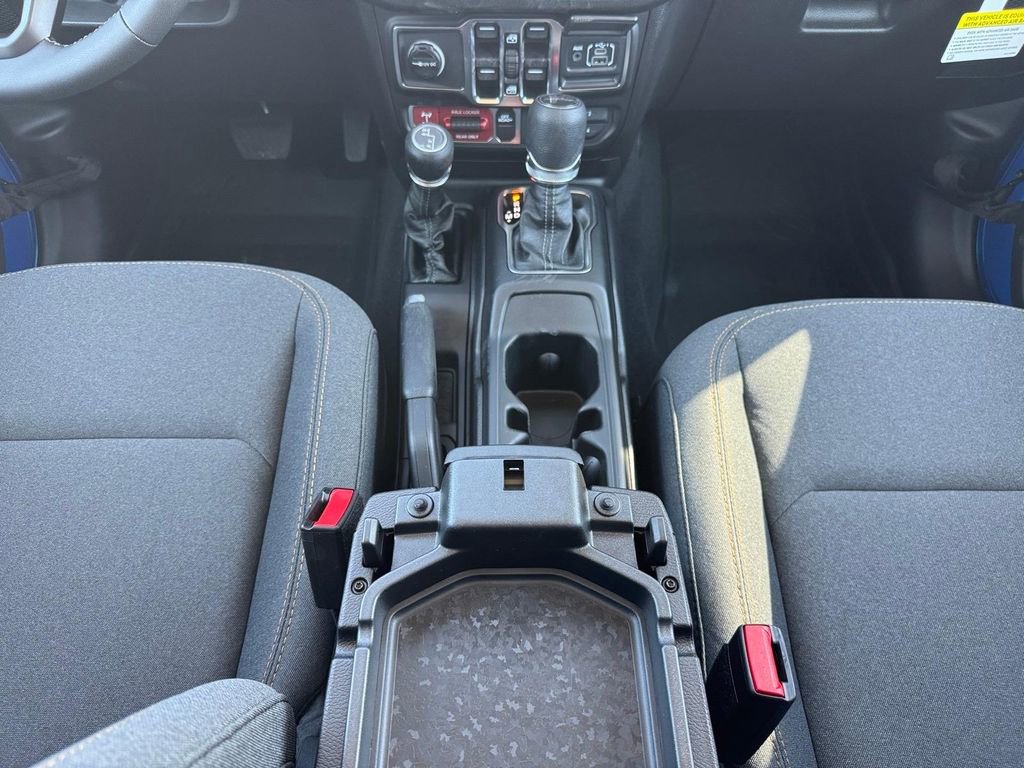 New 2026 Jeep Gladiator Willys AWD/4WD image 16