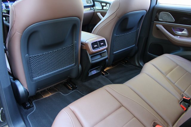 Used 2024 Mercedes-Benz GLE 450 4MATIC w/ AMG Line Exterior image 10