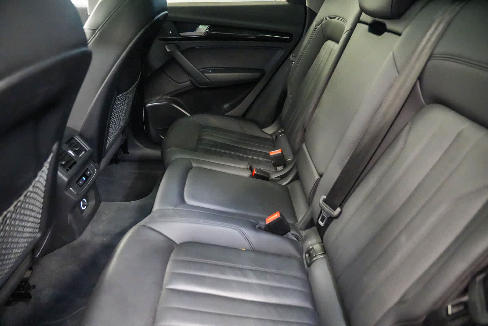 Used 2020 Audi Q5 2.0T Premium w/ Convenience Package AWD/4WD image 19