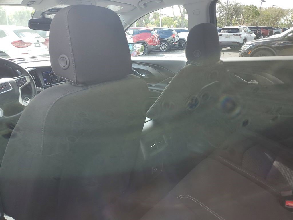 Certified 2024 GMC Terrain SLE w/ Driver Convenience Package FWD image 28