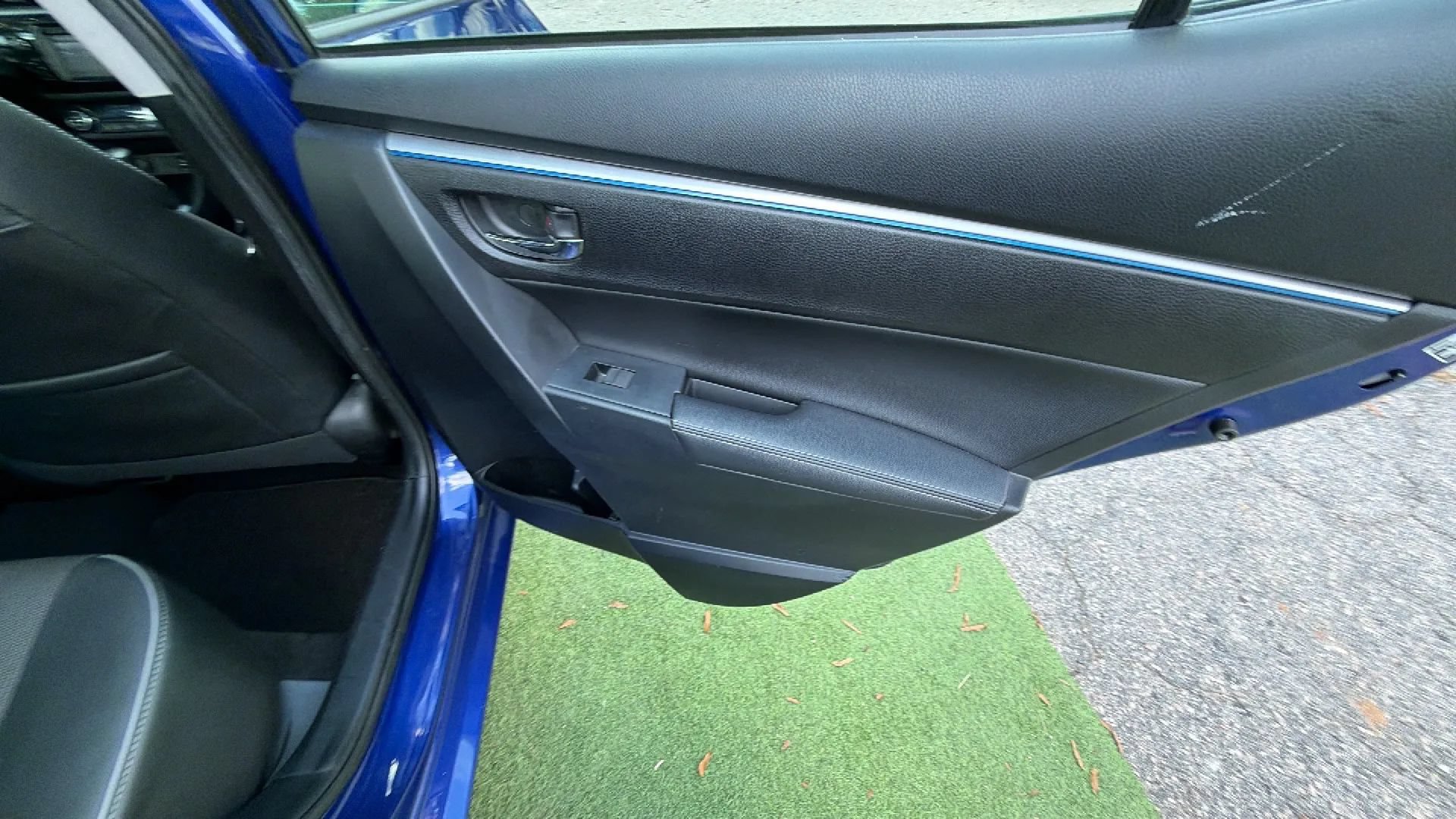 Used 2014 Toyota Corolla S w/ Protection Package FWD image 19