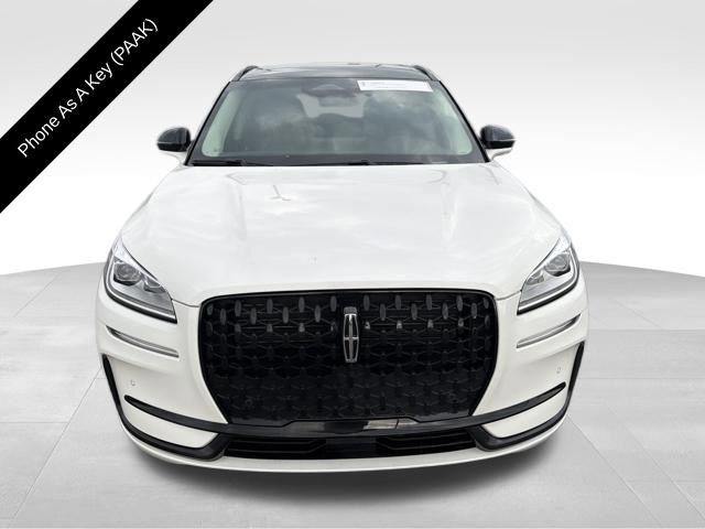Used 2023 Lincoln Corsair Reserve image 12