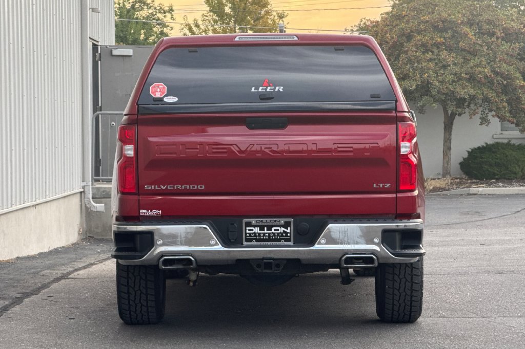 Used 2020 Chevrolet Silverado 1500 LTZ AWD/4WD image 8
