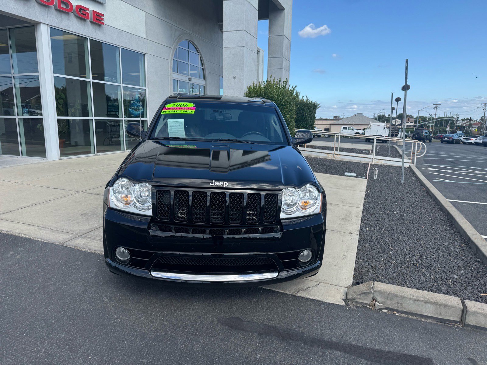 Used 2006 Jeep Grand Cherokee SRT8 w/ SRT Option Group I AWD/4WD image 8