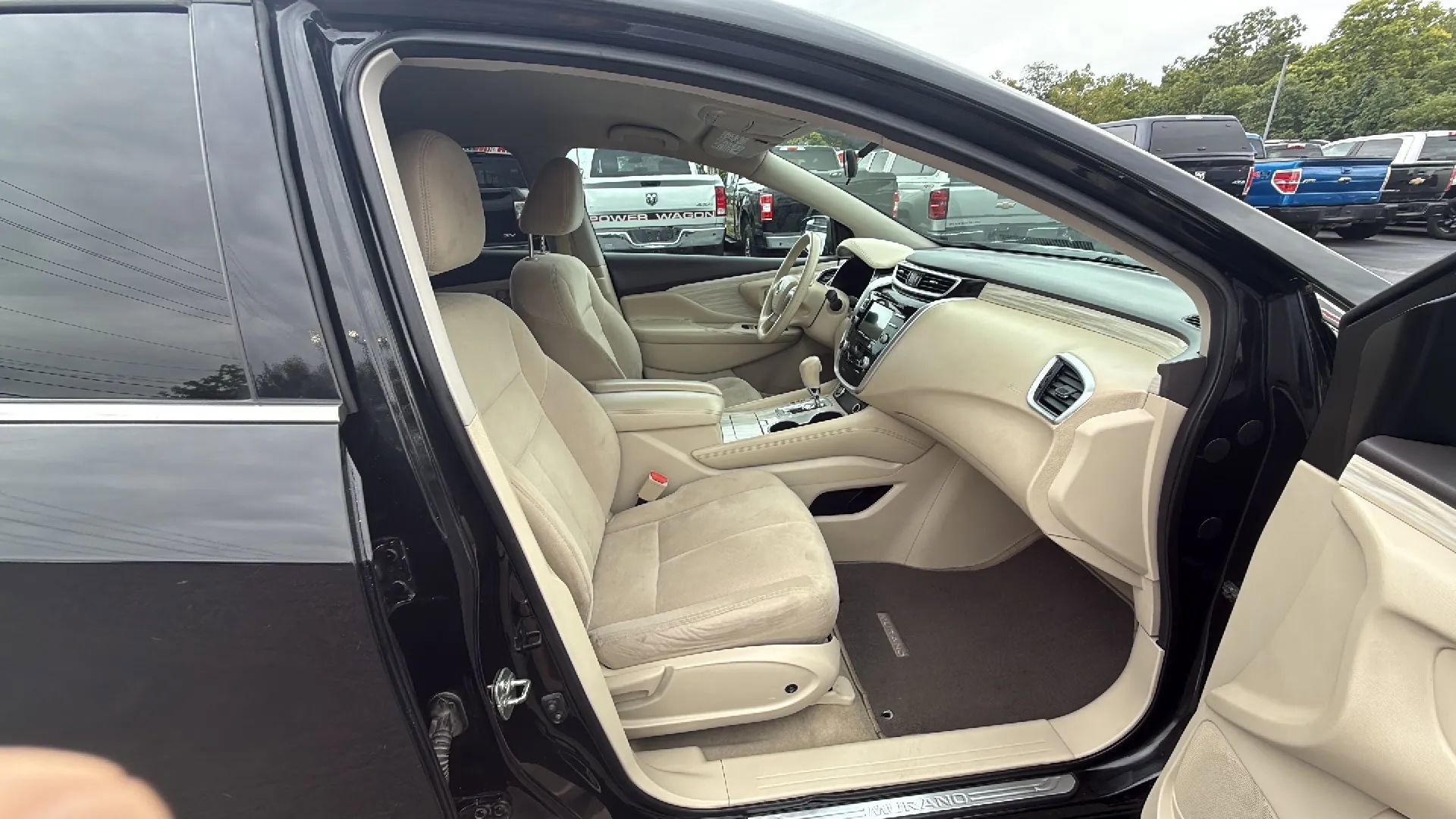 Used 2015 Nissan Murano S w/ Cargo Package w/Cover image 17