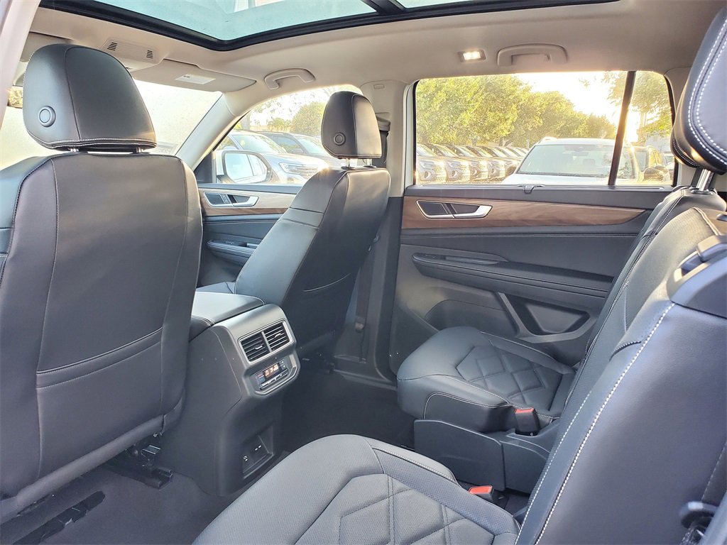 New 2026 Volkswagen Atlas SE image 5