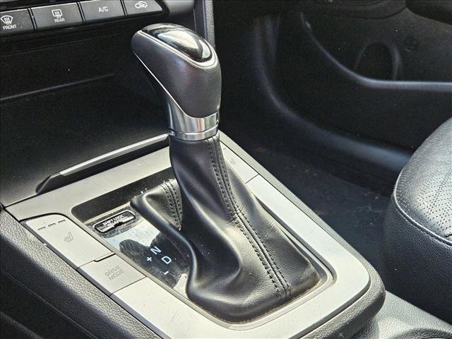 Used 2017 Hyundai Elantra Limited w/ Limited Tech Package 08 image 14