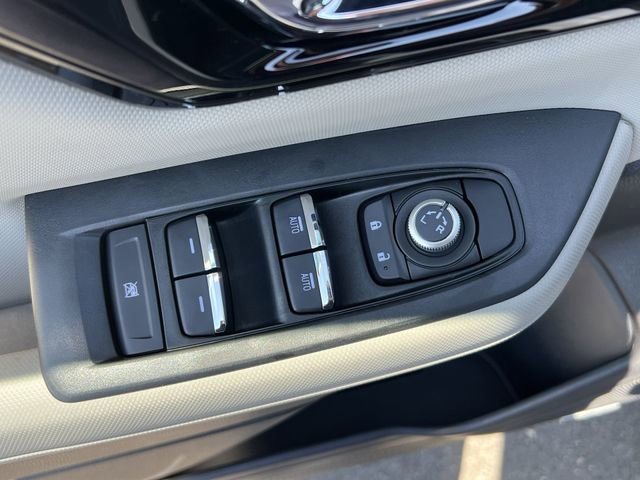 Used 2025 Subaru Crosstrek 2.5i Sport image 27