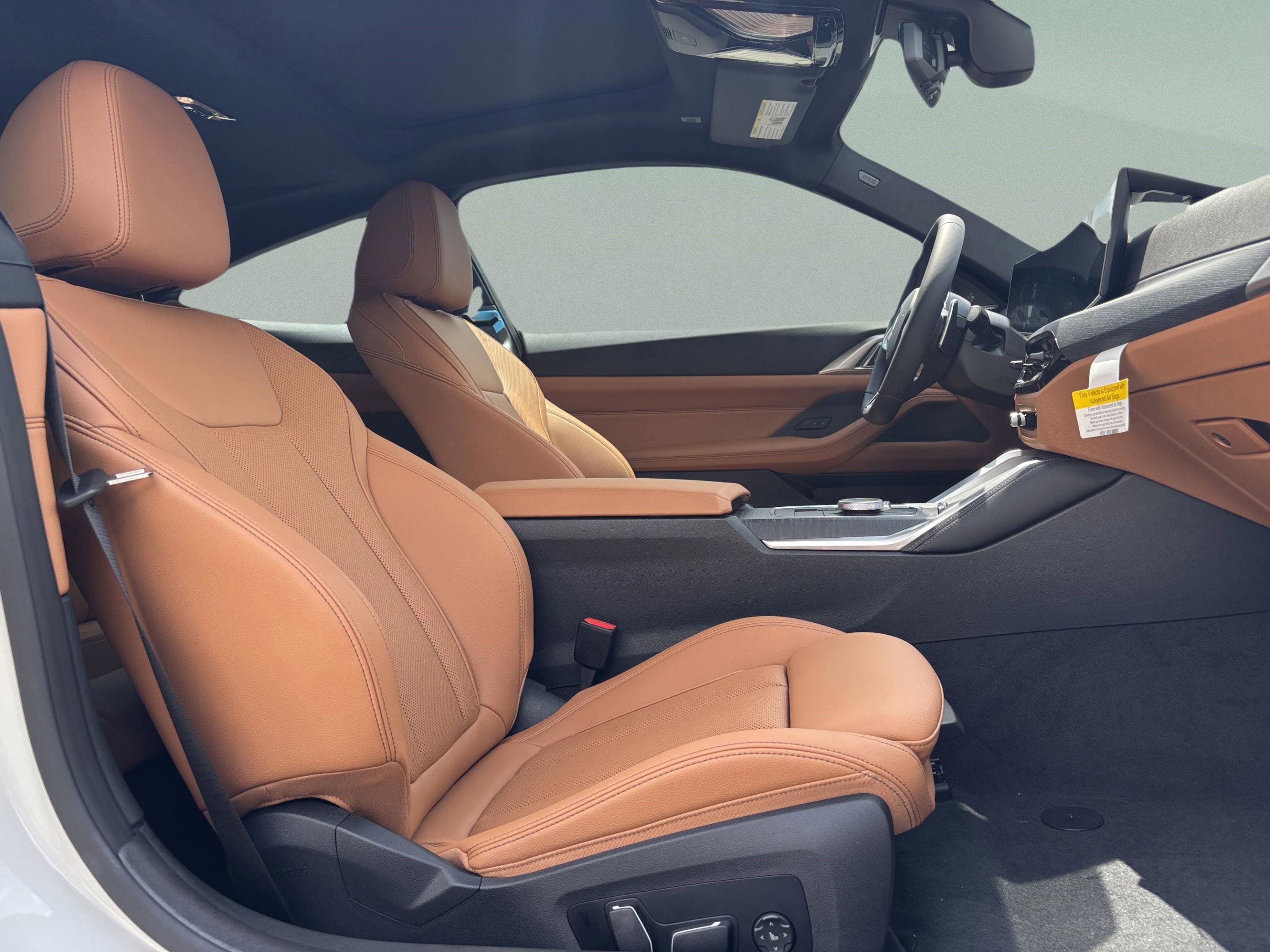 Used 2026 BMW 430i Coupe w/ M Sport Package image 25