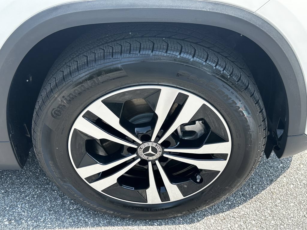 Certified 2026 Mercedes-Benz GLA 250 4MATIC w/ Exclusive Package image 14