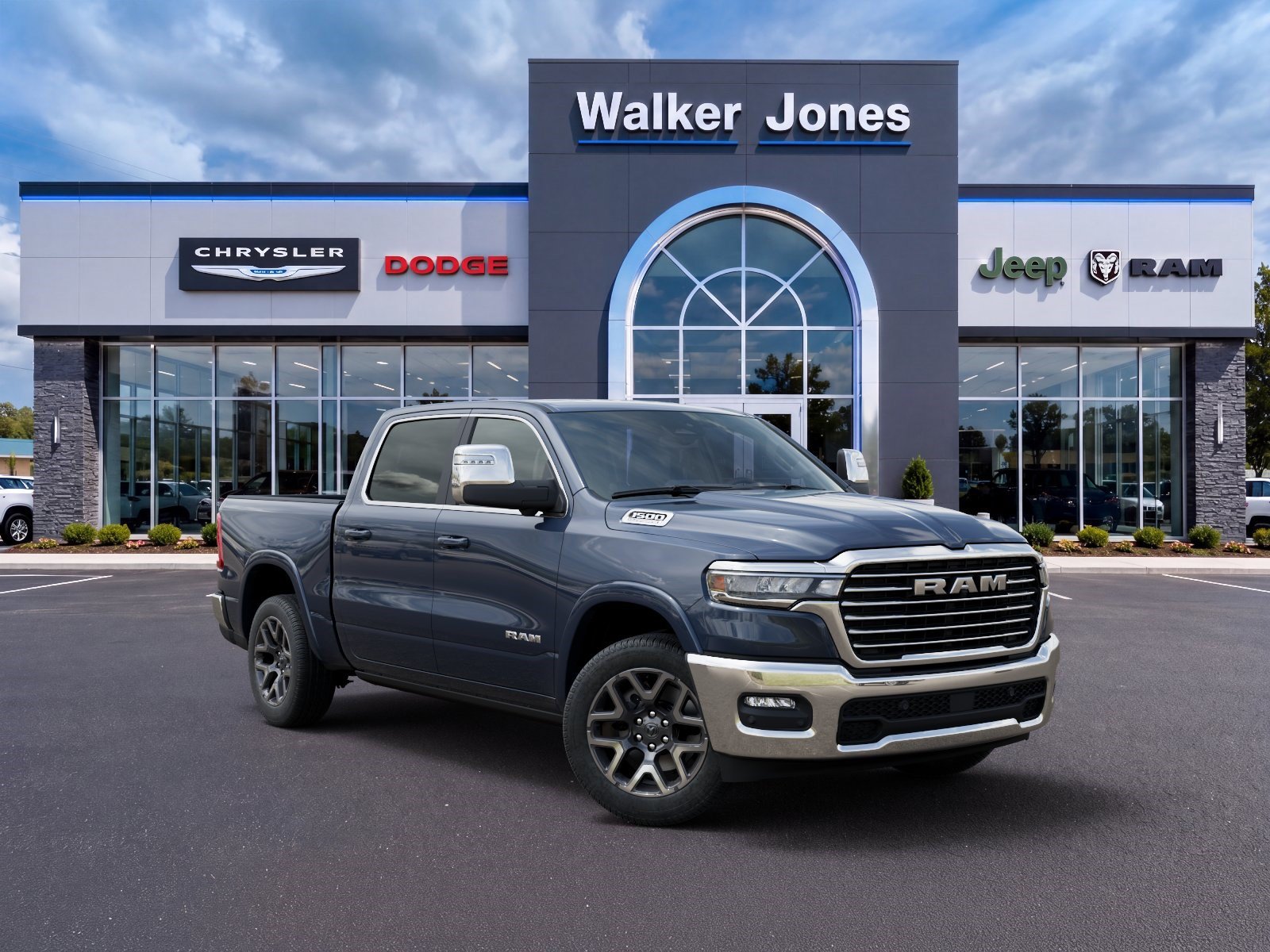 New 2026 RAM 1500 Laramie AWD/4WD image 5