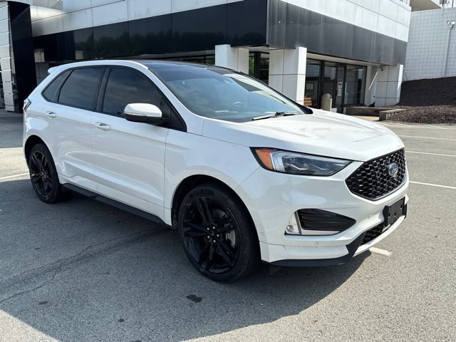 Used 2024 Ford Edge ST w/ Equipment Group 401A AWD/4WD image 6