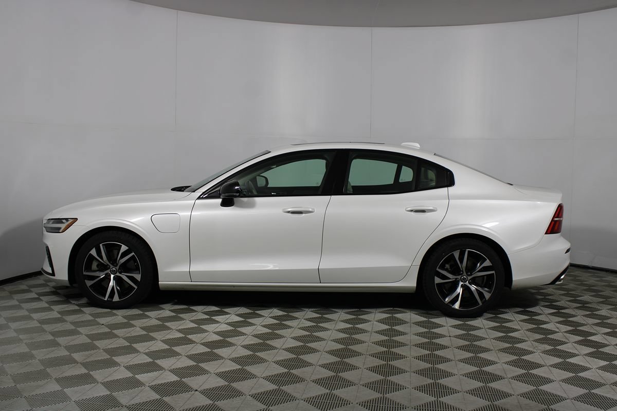 Used 2021 Volvo S60 T8 R-Design Expression AWD/4WD image 38
