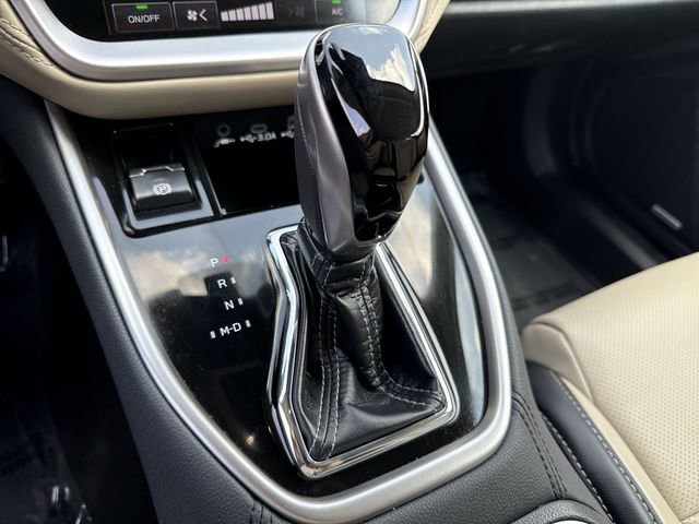 Certified 2025 Subaru Outback Limited image 22