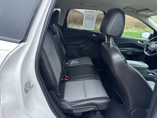 Used 2017 Ford Escape Titanium AWD/4WD image 20