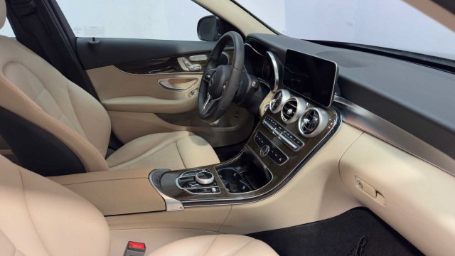Used 2019 Mercedes-Benz C 300 Sedan image 12
