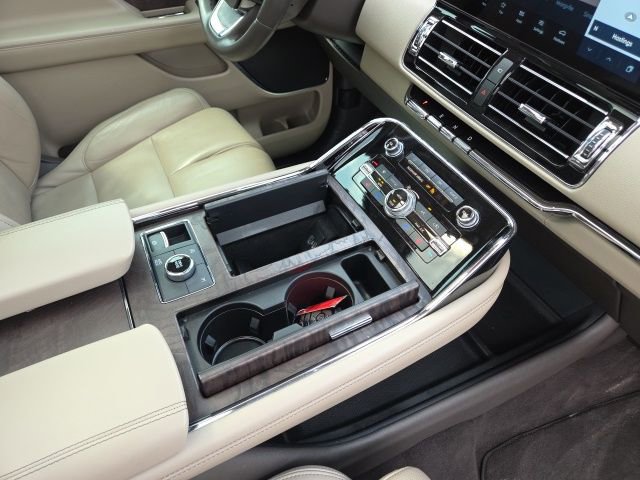 Used 2022 Lincoln Navigator L Reserve image 38