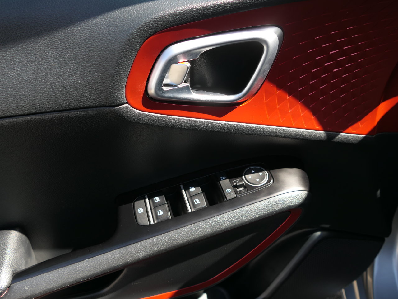 Certified 2023 Kia Soul GT-Line FWD image 15