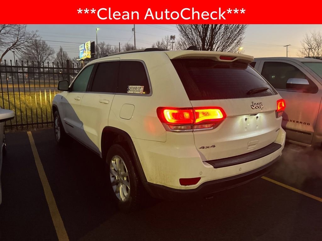 Used 2021 Jeep Grand Cherokee Laredo image 4