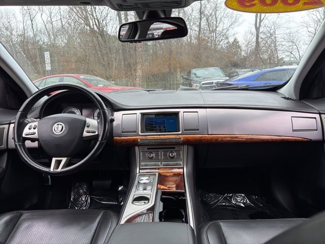 Used 2009 Jaguar XF Premium RWD image 11