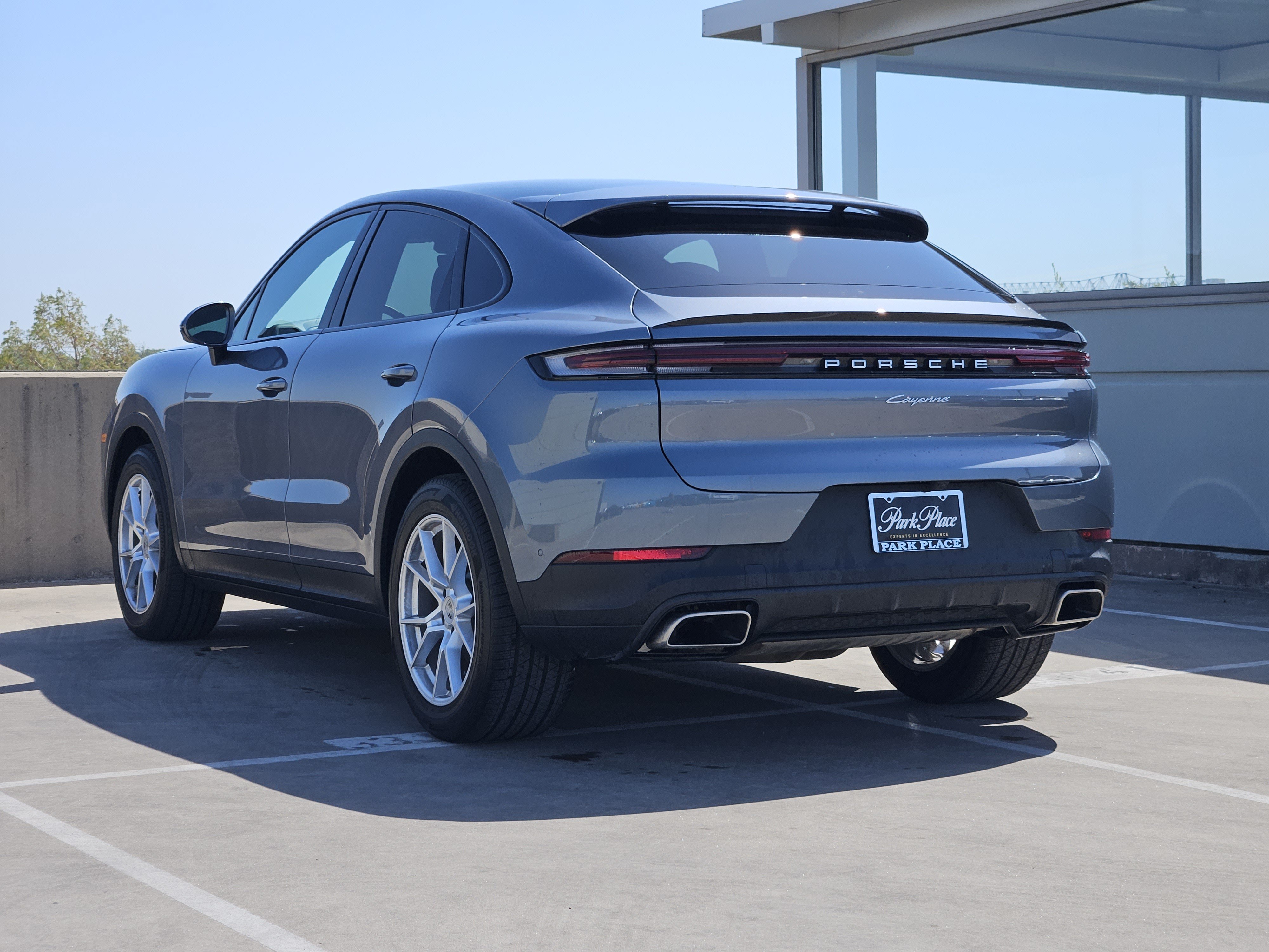 Certified 2026 Porsche Cayenne Coupe AWD/4WD image 3