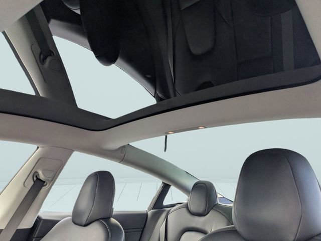 Used 2018 Tesla Model 3 Long Range image 6