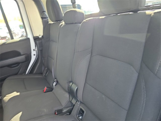 Used 2023 Jeep Gladiator Overland image 10