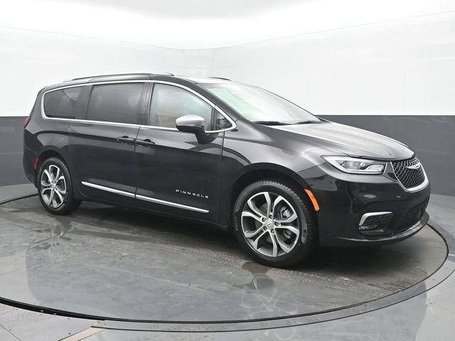 New 2026 Chrysler Pacifica Pinnacle image 7