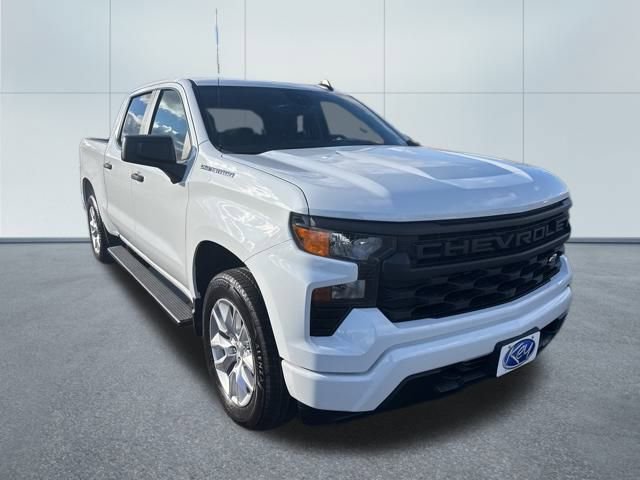 Used 2023 Chevrolet Silverado 1500 Custom image 8