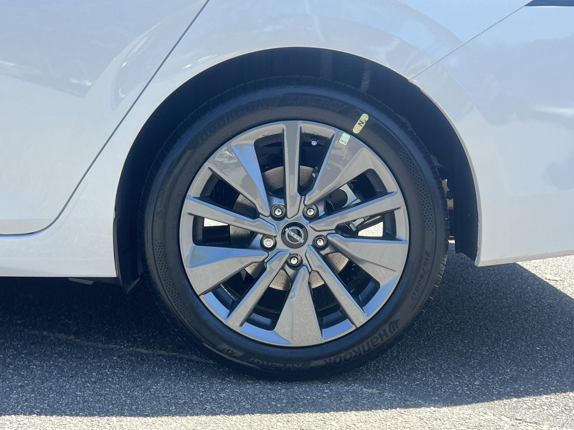 New 2026 Nissan Sentra SL w/ Floor Mat Package FWD image 27