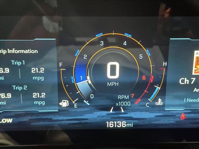 Used 2025 Chevrolet Equinox RS FWD image 11