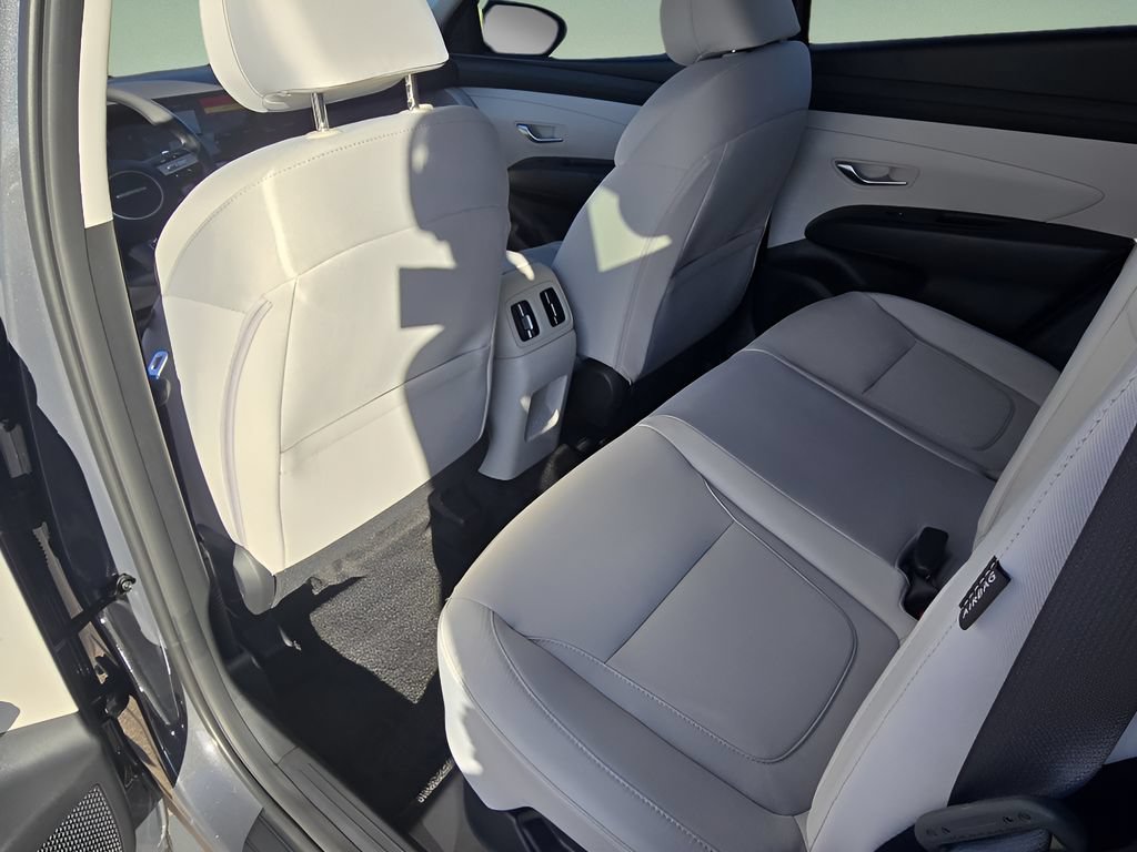 New 2026 Hyundai Tucson SEL AWD/4WD image 16