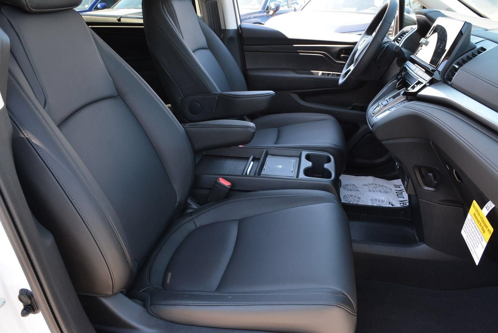 Used 2026 Honda Odyssey EX-L image 18